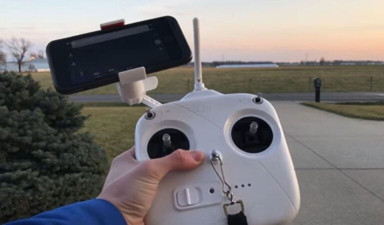 3 Things That Can Happen If a Drone Battery Dies Mid-Flight